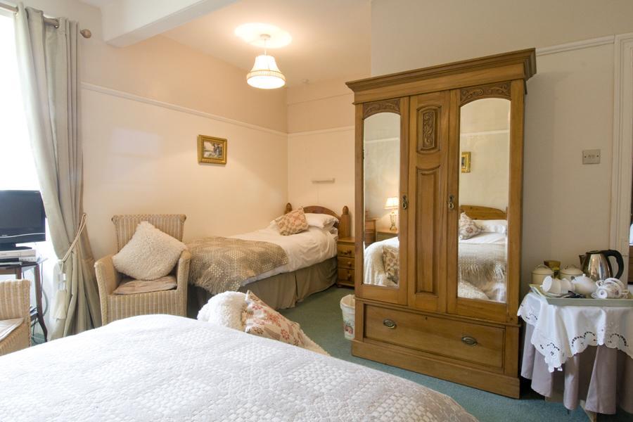 Gogarth Hall Farm Holidays Pennal Экстерьер фото